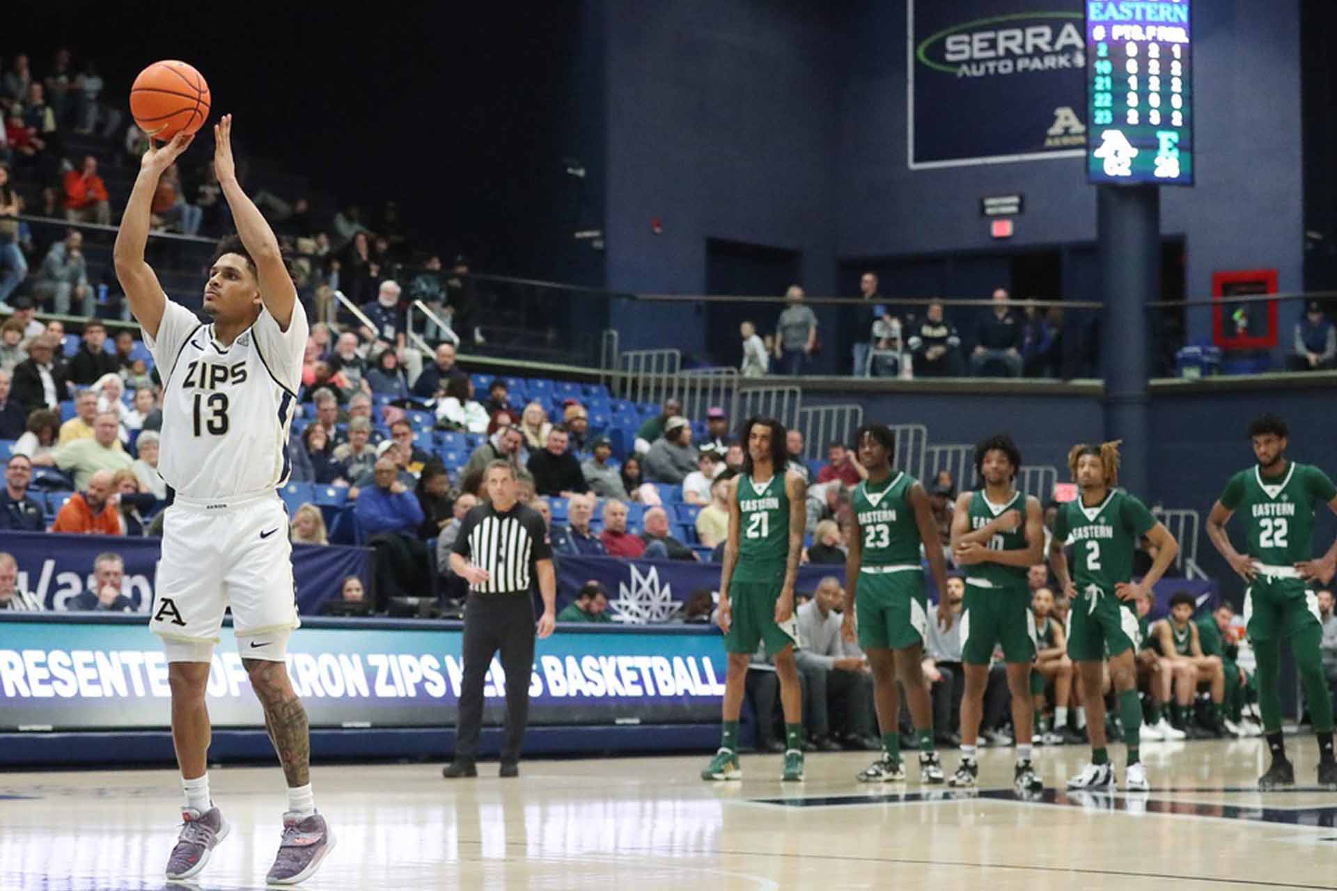 Akron Zips Vs Central Michigan Chippewas 1/17/23 NCAA Basketball ...